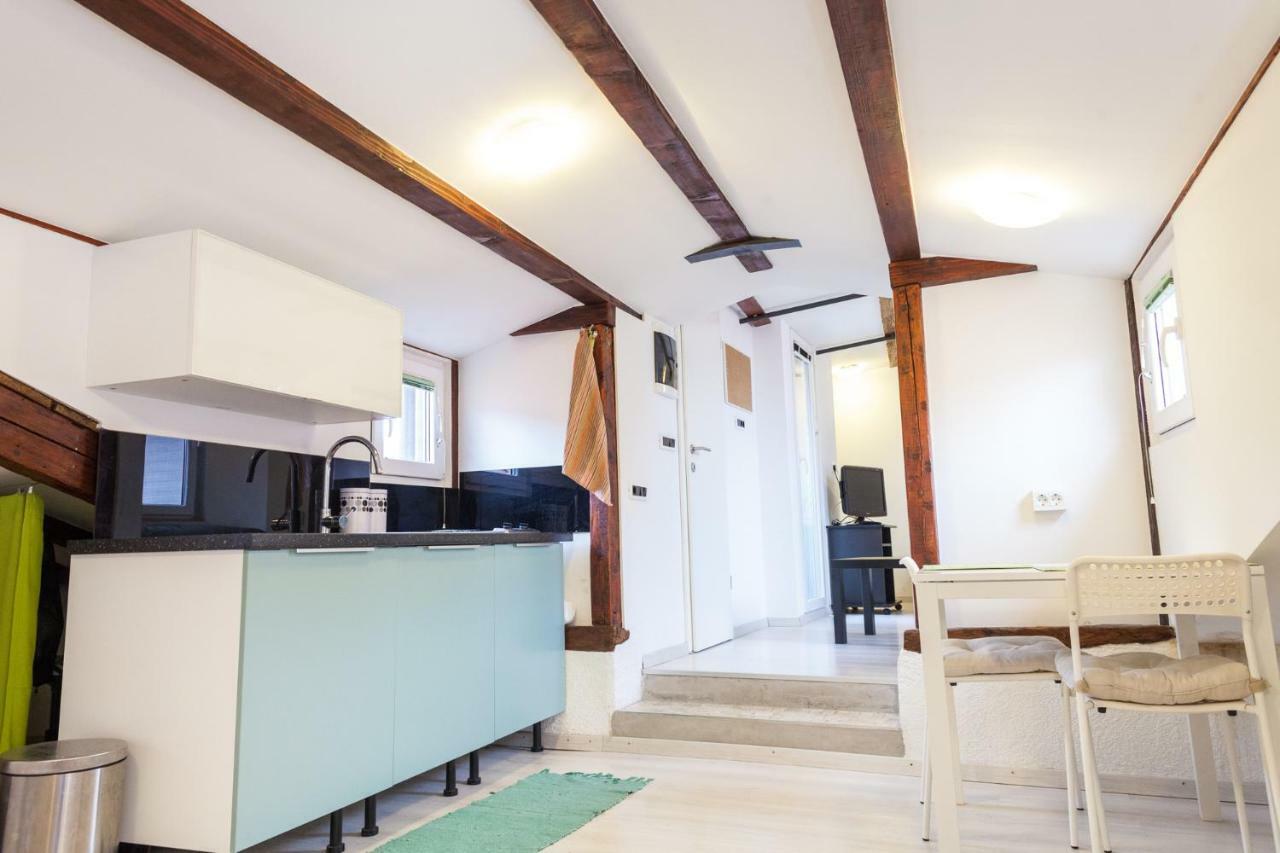 Naja'S Apartments Копер Екстериор снимка