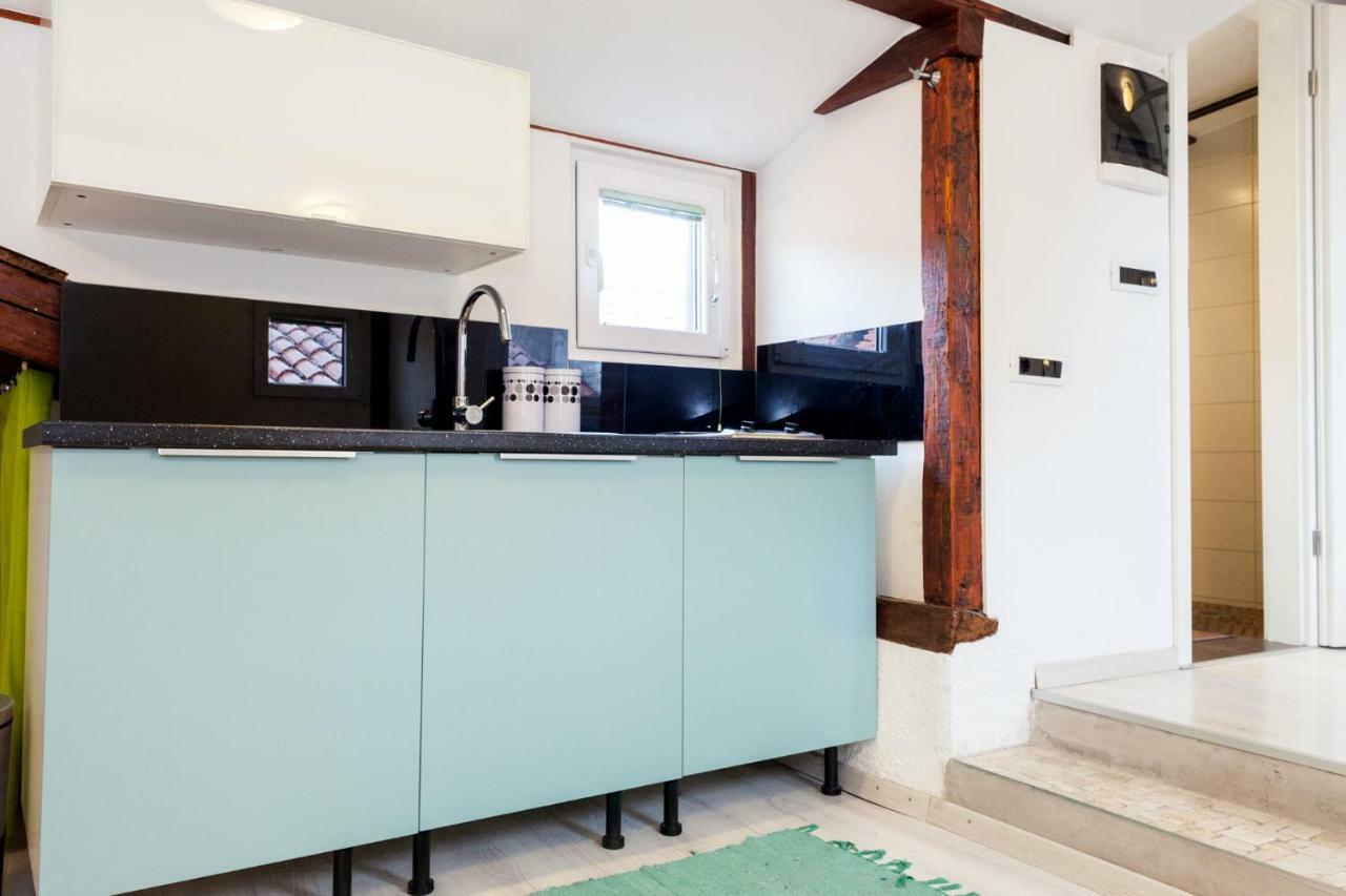 Naja'S Apartments Копер Екстериор снимка